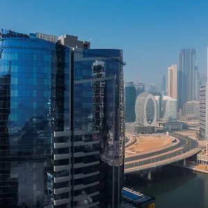 Radisson Blu Hotel, Canal View דובאי