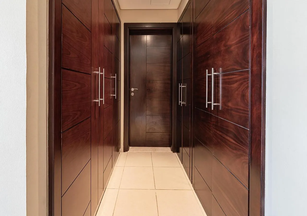 Luxurious Studio In Downtown Dubai United Arab Emirates