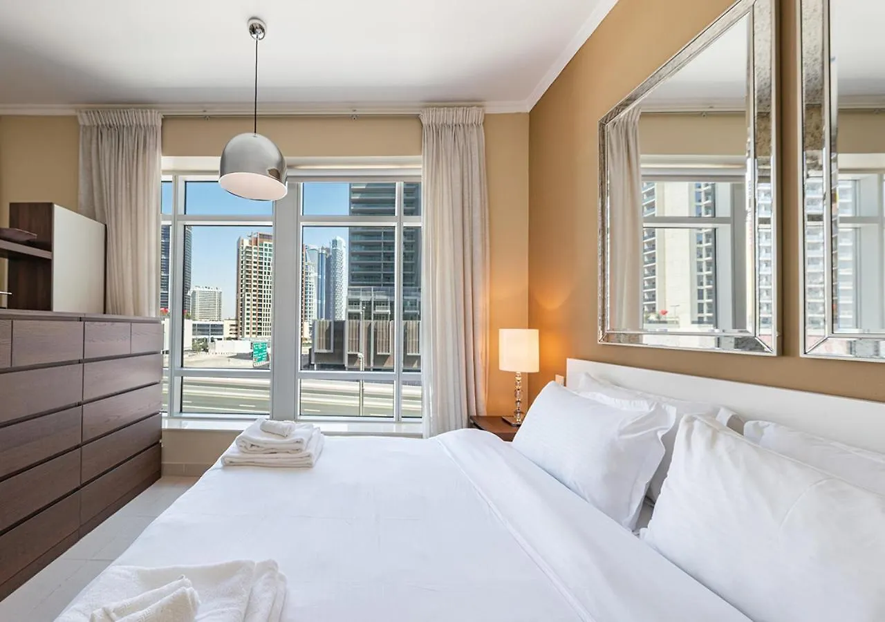 Luxurious Studio In Downtown Dubai Apartment