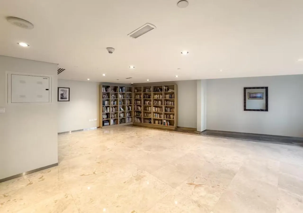 Luxurious Studio In Downtown Dubai